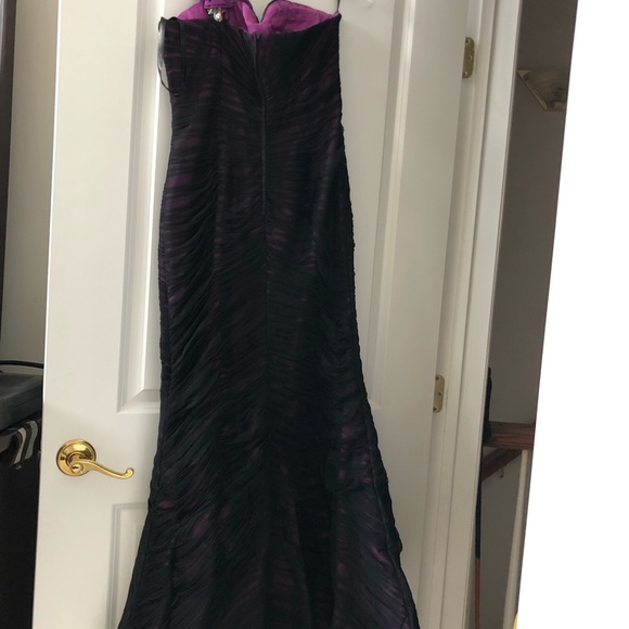 Couture Formal gown - Picture 3 of 9